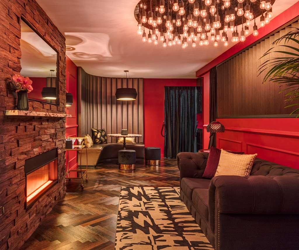 فندق ذا ستار جراند آند ريزيدنسيز سيدني الغرفة الصورة The interior of the hotel
