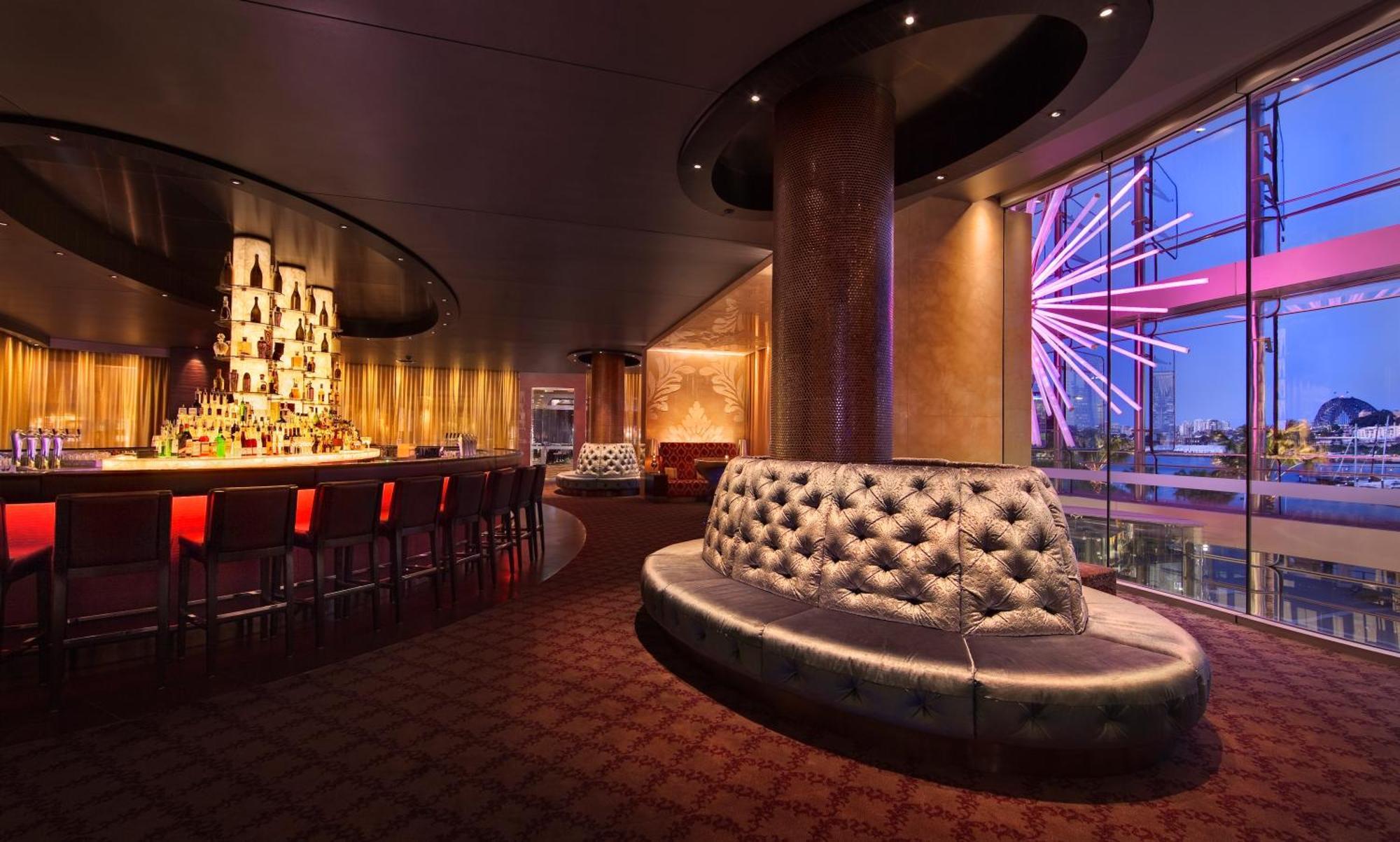 فندق ذا ستار جراند آند ريزيدنسيز سيدني المظهر الخارجي الصورة The bar at the London Eye