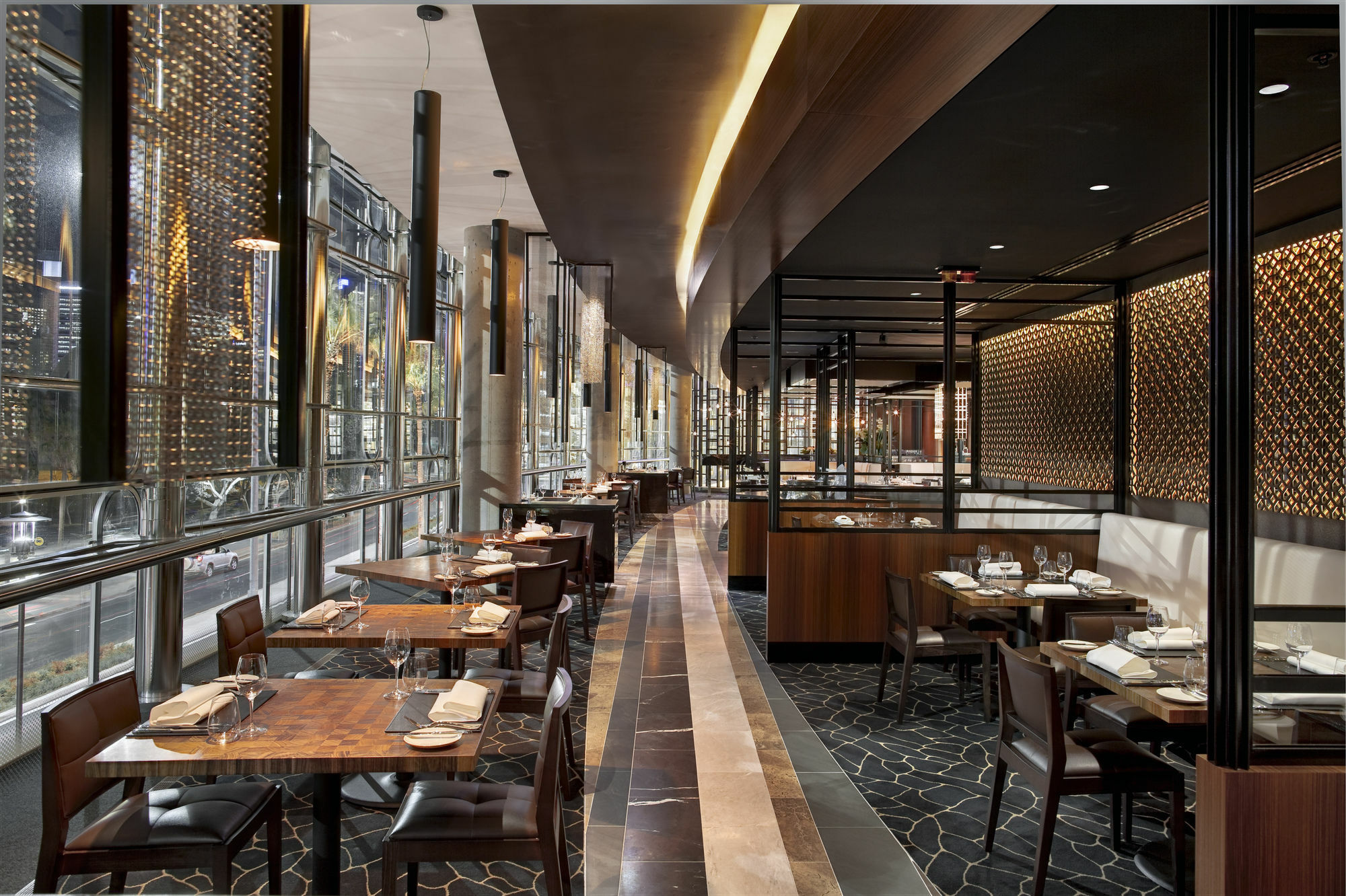 فندق ذا ستار جراند آند ريزيدنسيز سيدني المظهر الخارجي الصورة The interior of the restaurant